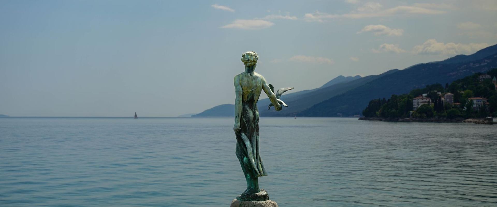 Maiden with the Seagull Statue
